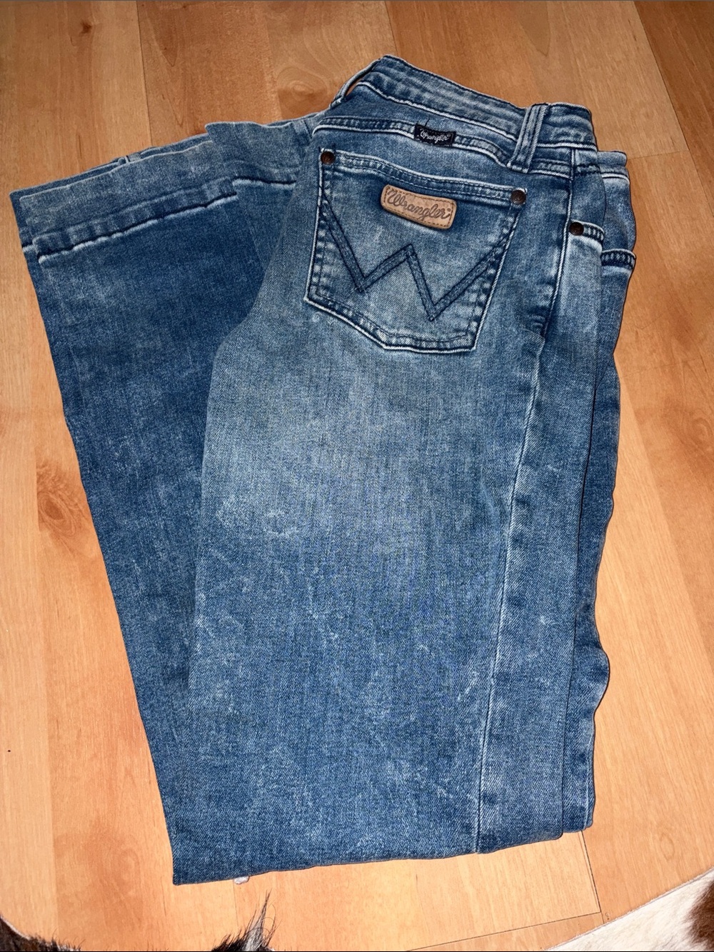 Wrangler Men’s Medium Blue Bootcut Jeans